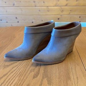 Linea Paulo Wedge Booties